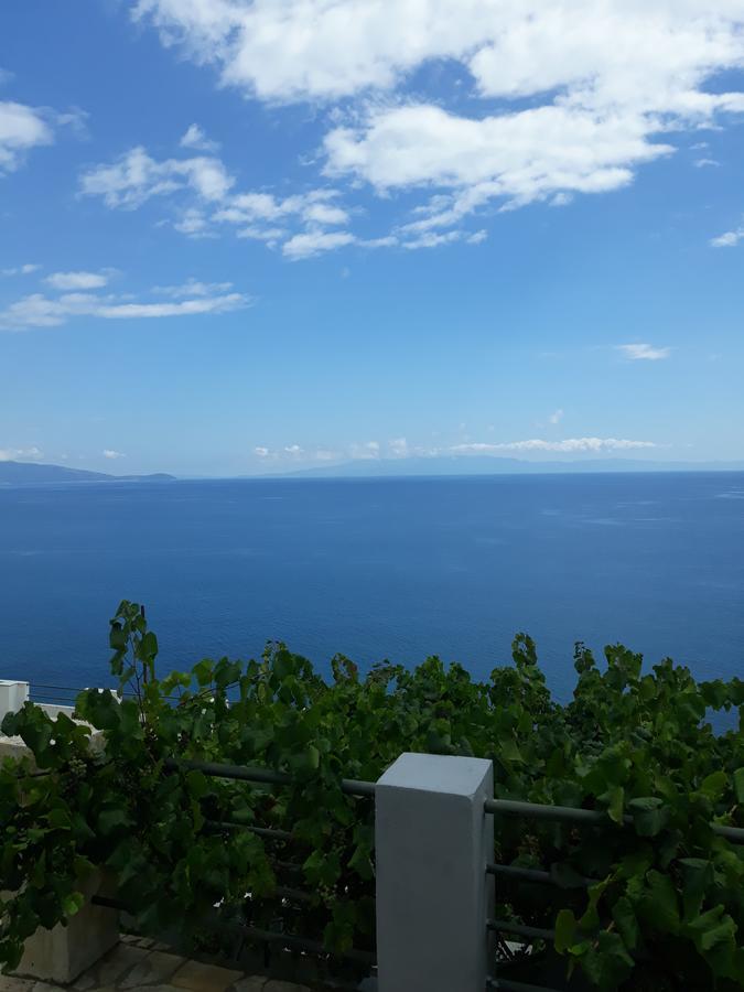 Blue View Hotel Qeparo Buitenkant foto
